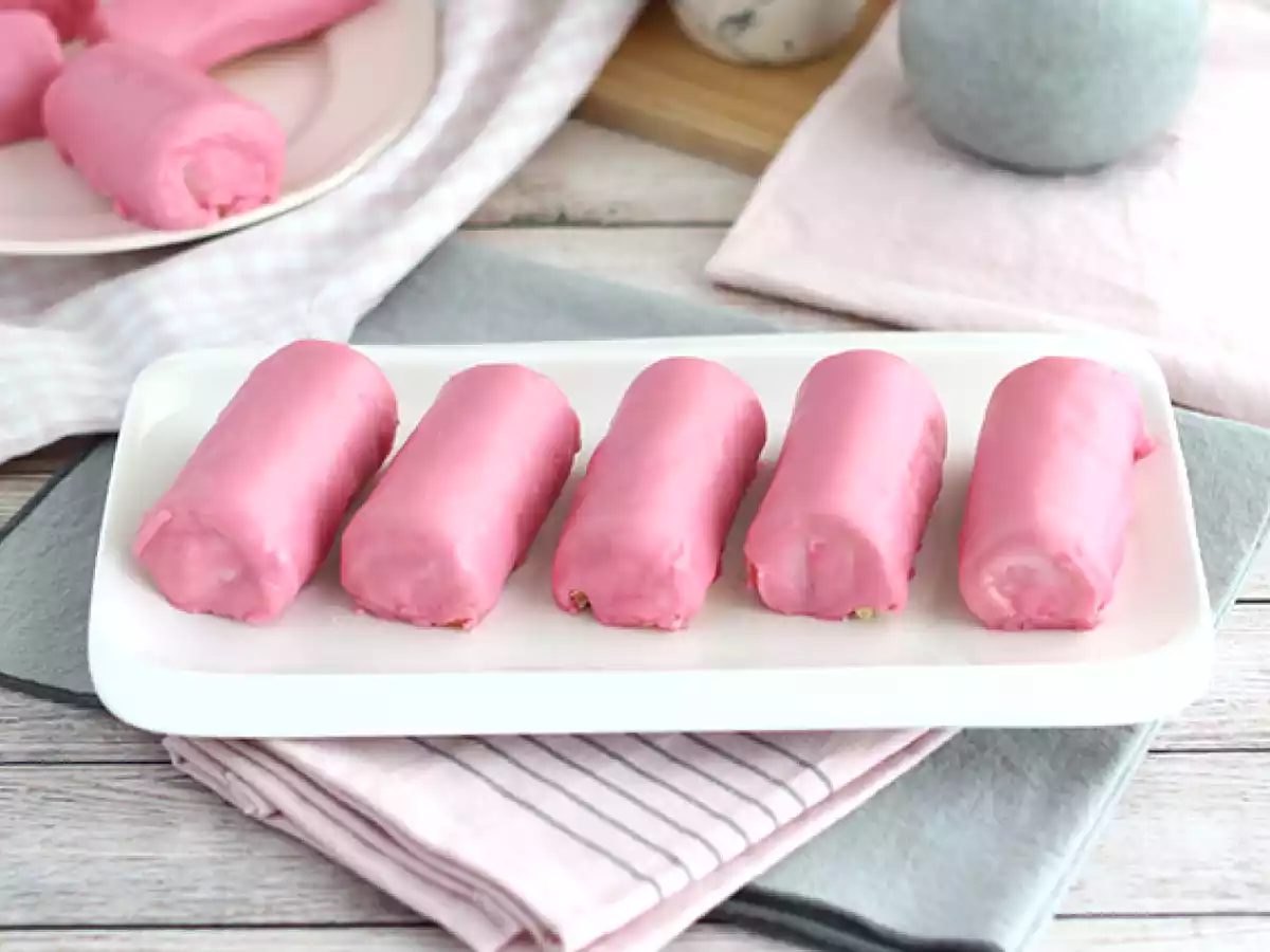 Mini rocamboles de morangos (Pantera Rosa) - foto 2