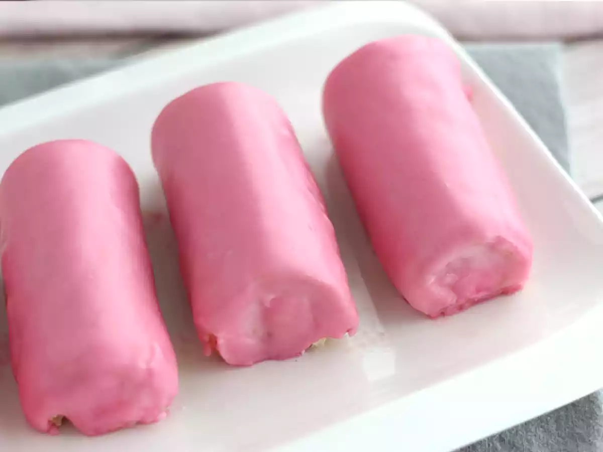Mini rocamboles de morangos (Pantera Rosa) - foto 4