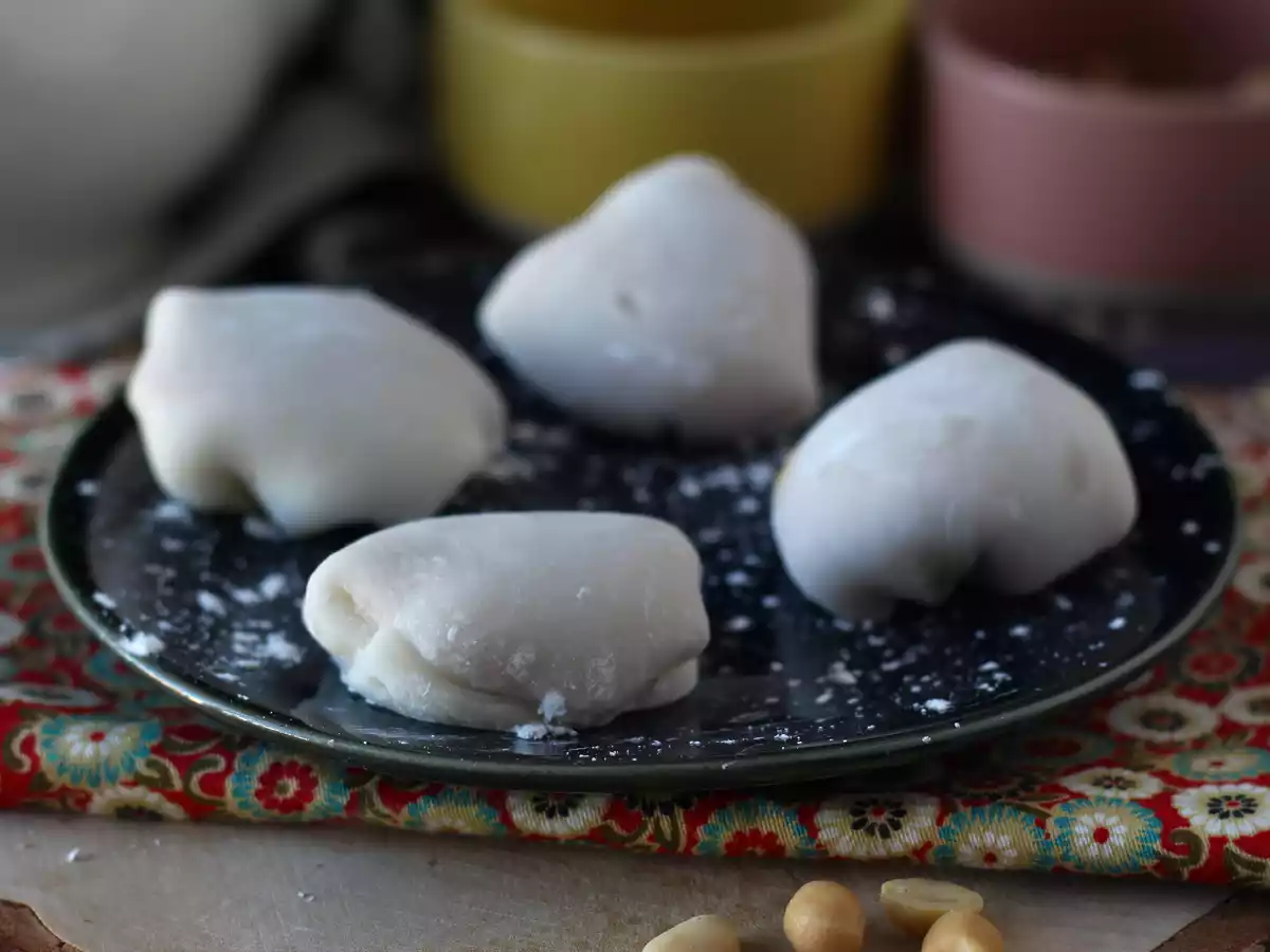Mochi recheado com manteiga de amendoim - foto 6