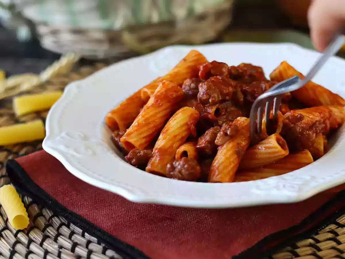 Molho de salsicha fresca (linguiça): saboroso e fácil de preparar - foto 4