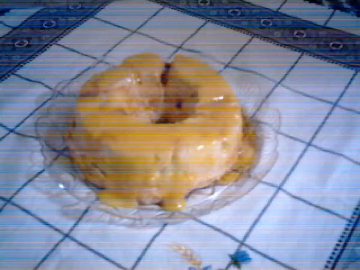 Molotof com doce de ovos