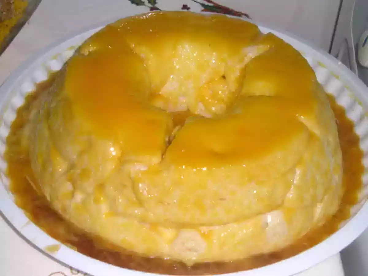 Molotoff com doce de ovos