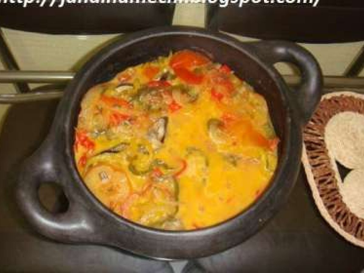 Moqueca de Pintado na Panela de barro