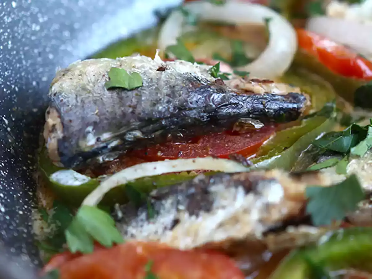 Moqueca de sardinha fácil e barata - foto 4