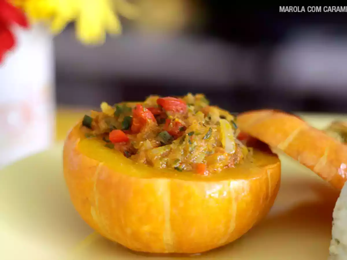 Moqueca de siri na mini moranga