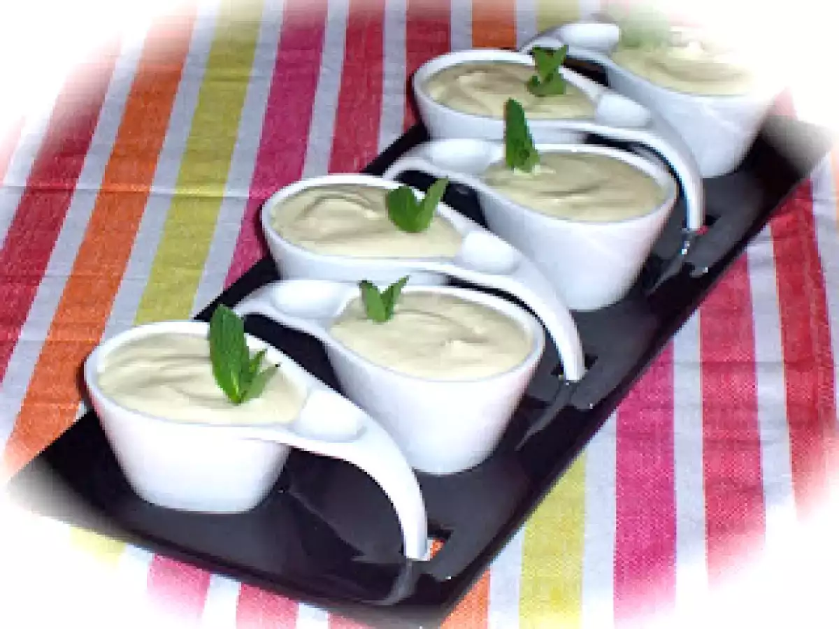 Mousse de Chocolate Branco com Hortelã Pimenta!! - foto 3