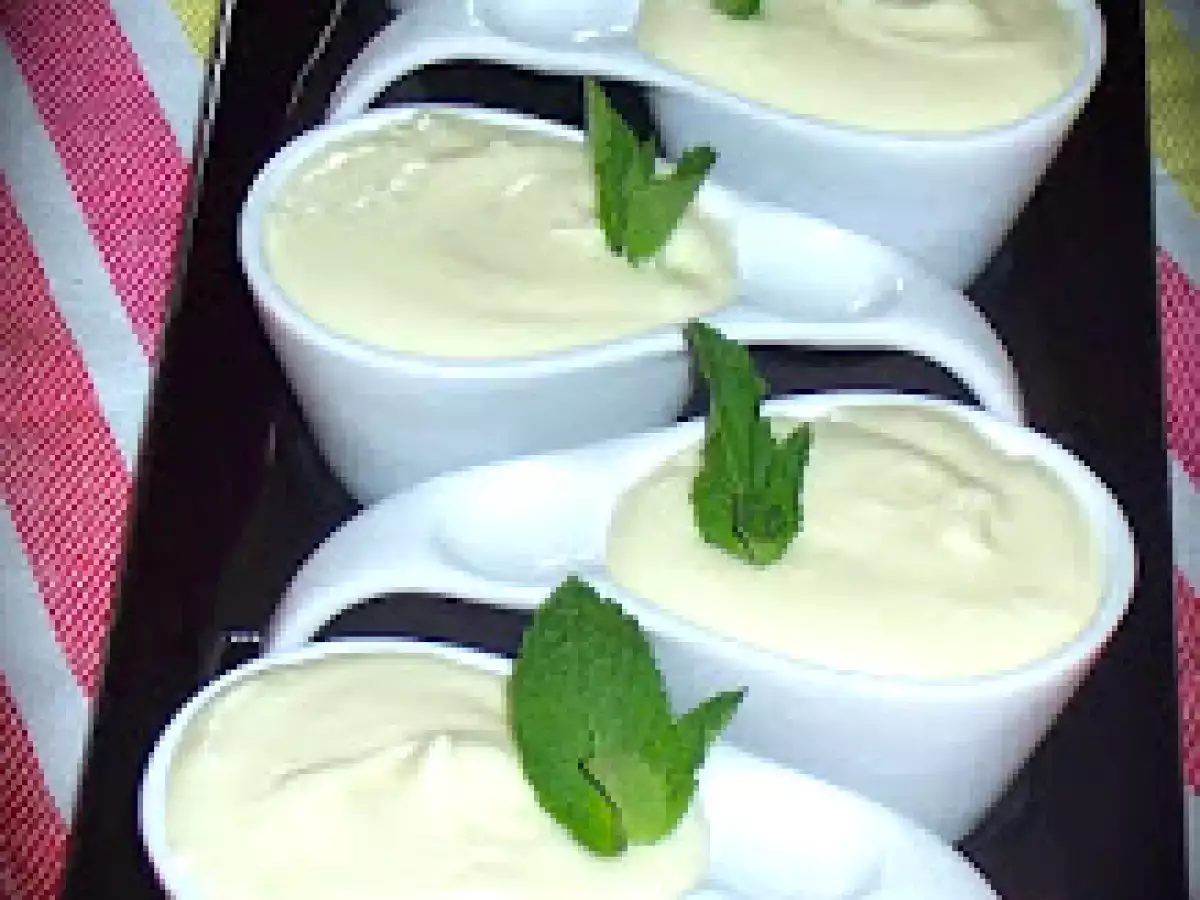 Mousse de Chocolate Branco com Hortelã Pimenta!! - foto 4