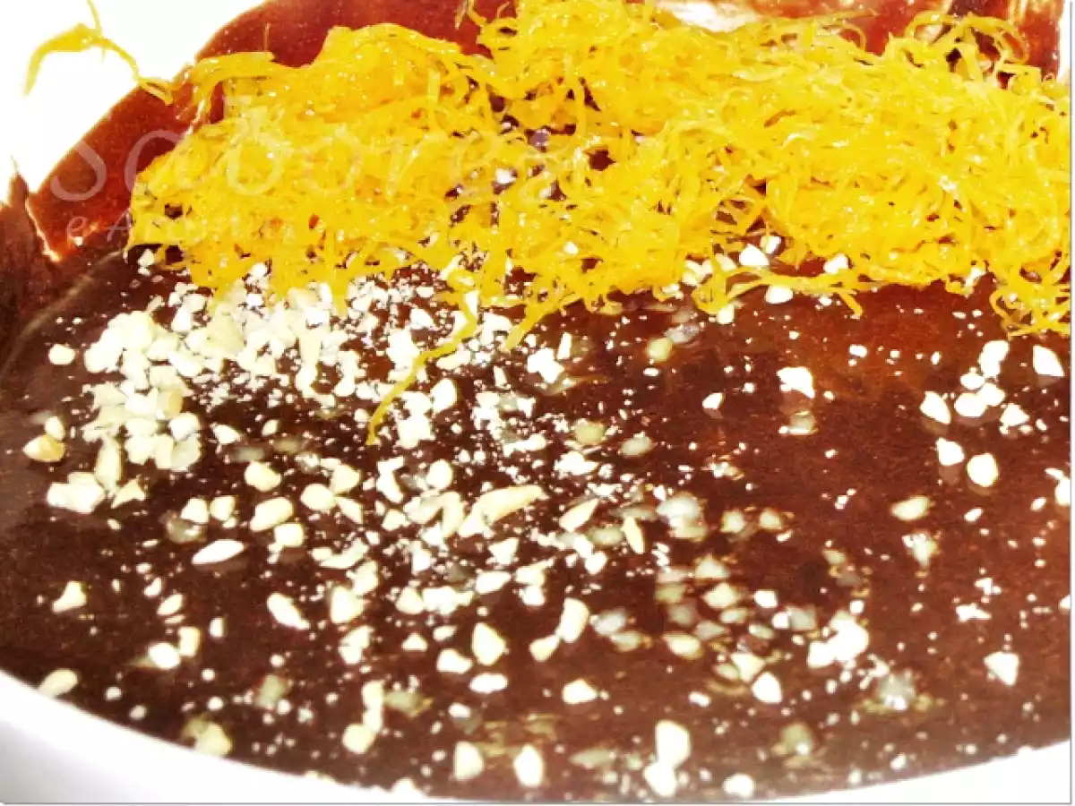 Mousse de Chocolate com Fios de Ovos e Amêndoa