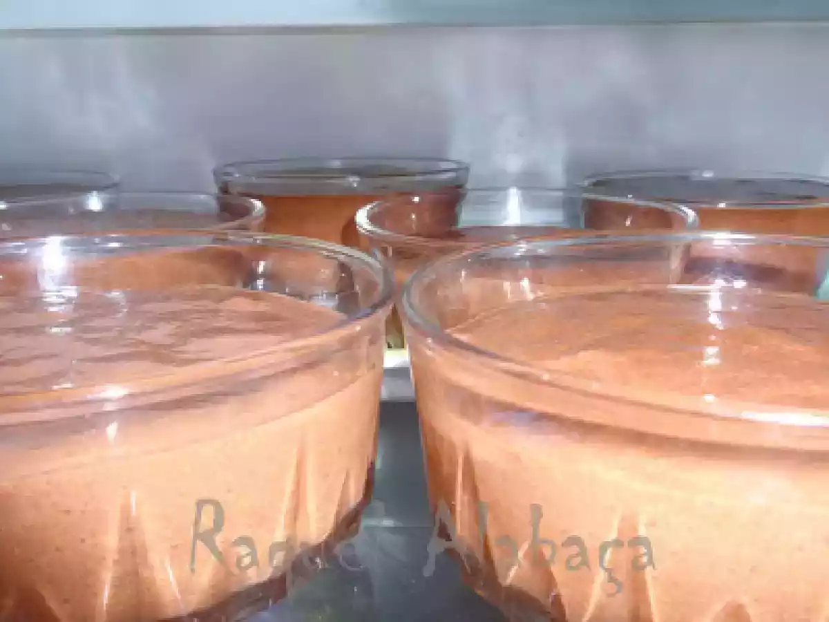Mousse de Chocolate com Queijo fresco para barrar
