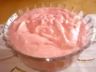 Mousse de morango fofinha