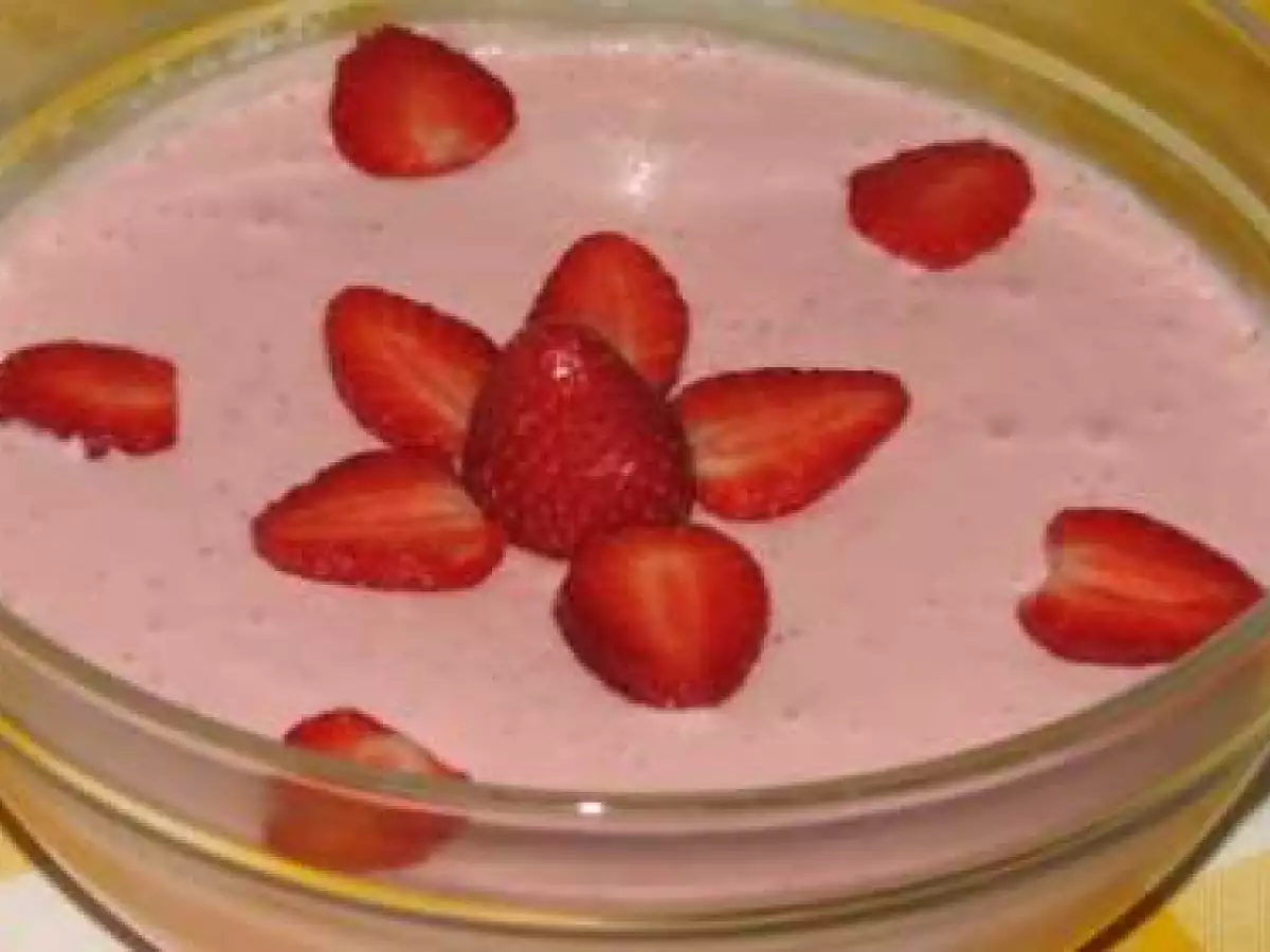 Mousse de morango simples - foto 3