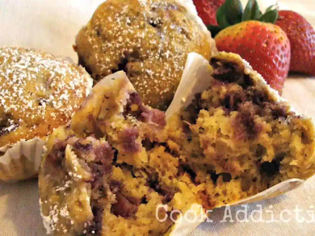 Muffins de banana e morango