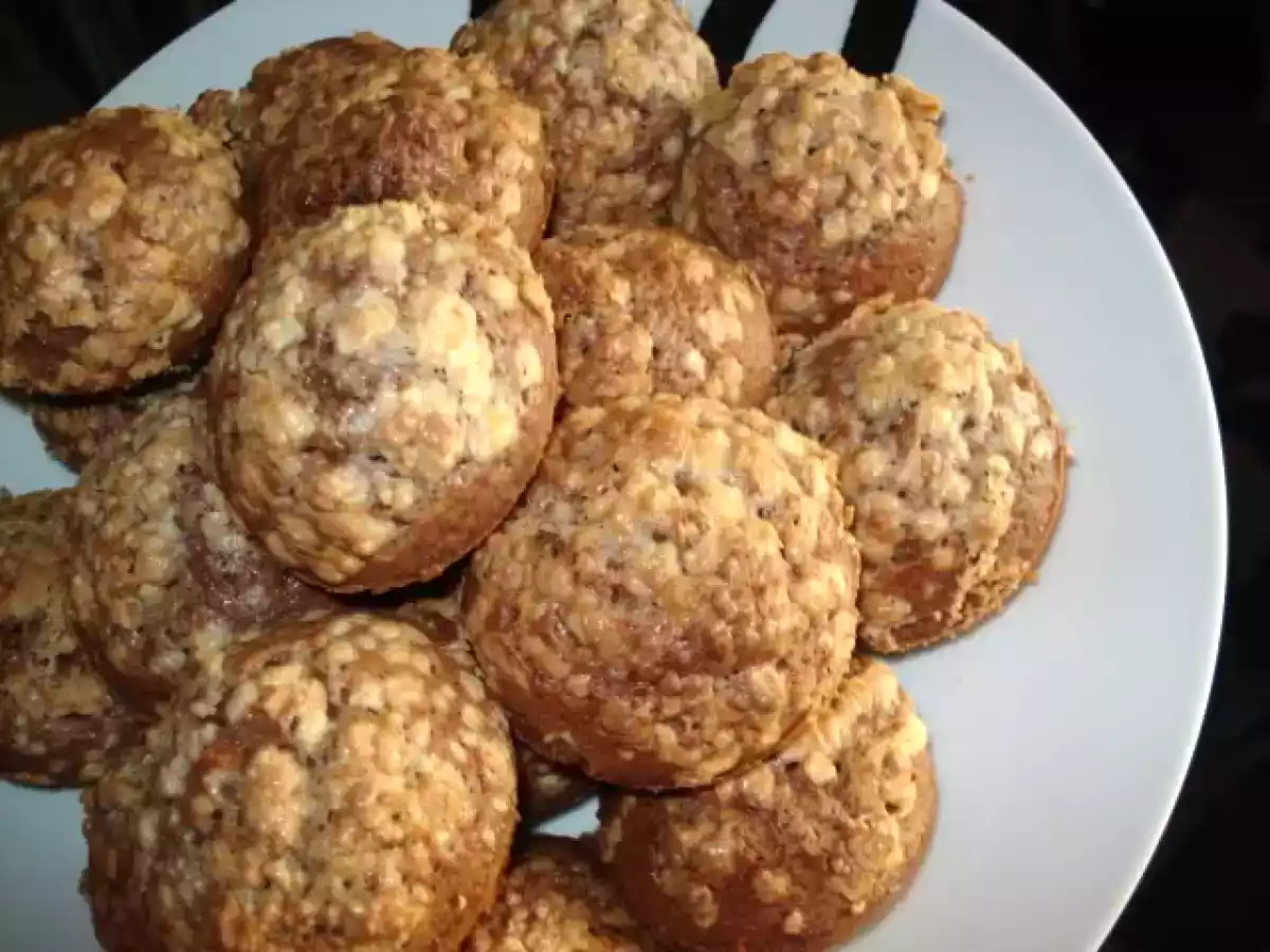 MUFFINS DE NESQUIK COBERTOS DE ESCAMAS DE CHOCOLATE BRANCO... - foto 10