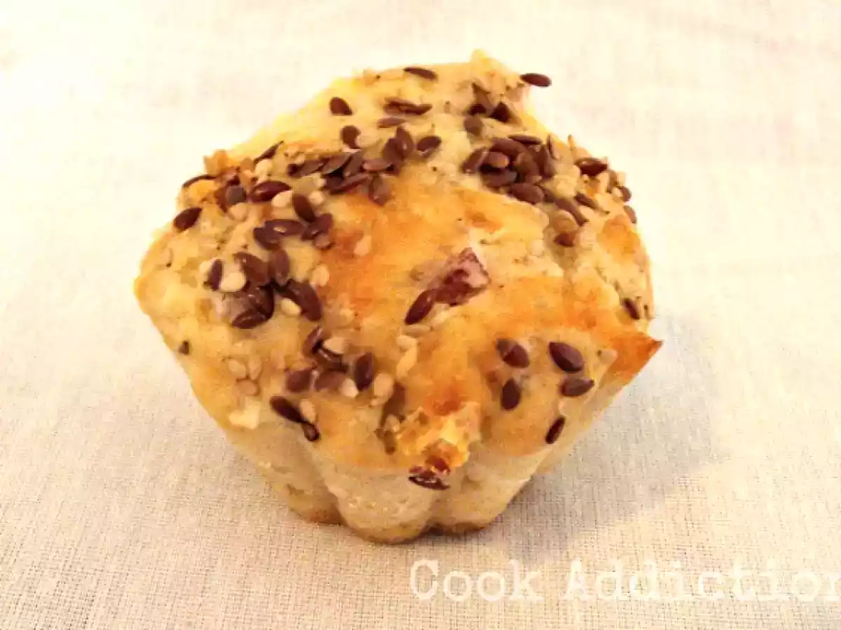 Muffins de queijo, fiambre & chouriço