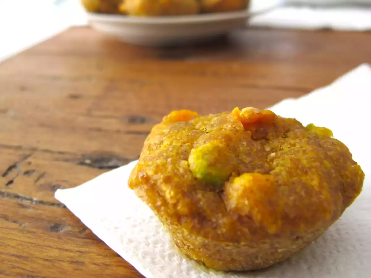 Muffins salgados de cenoura e aipo