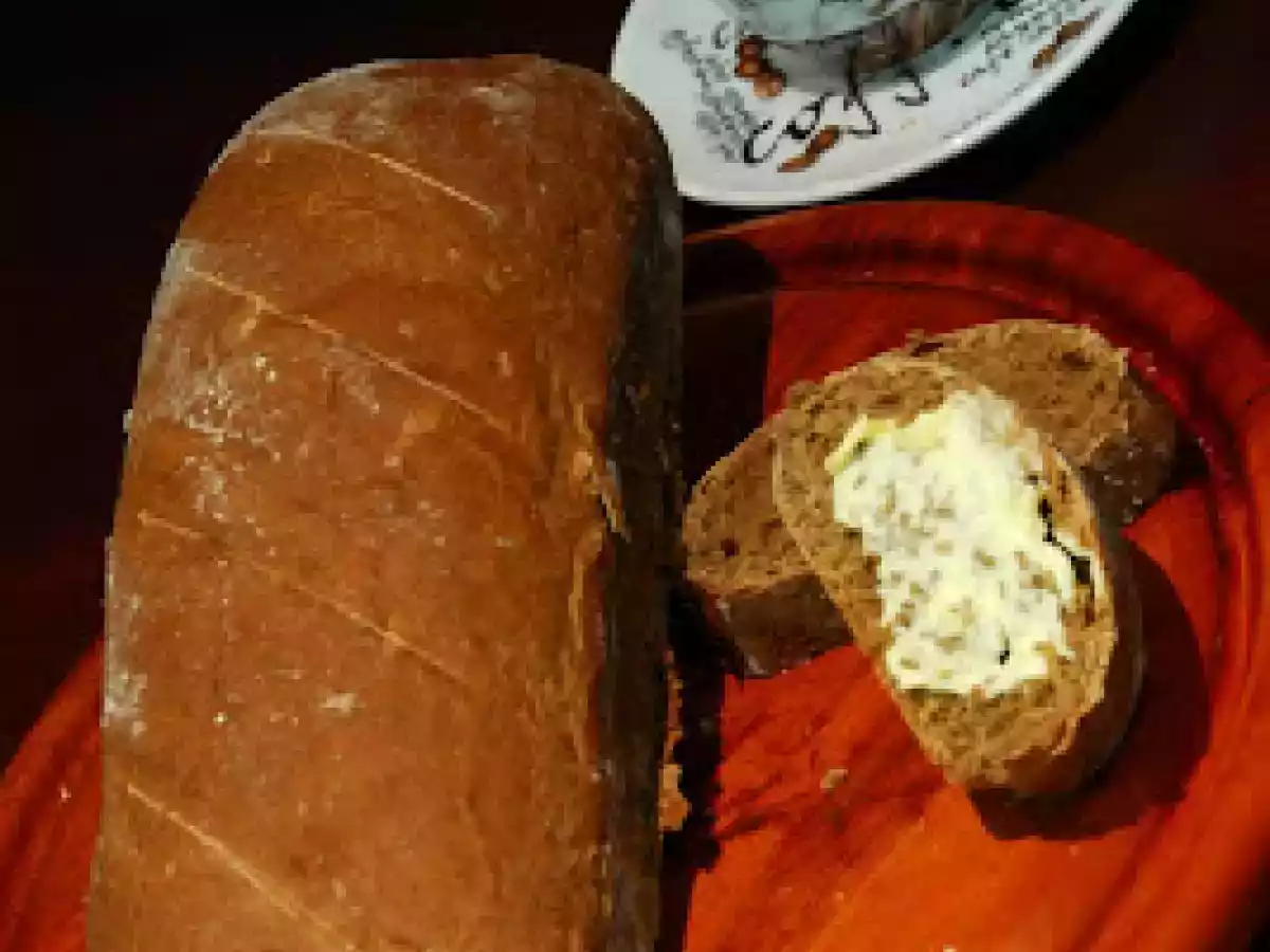 O Pão Preto do Outback