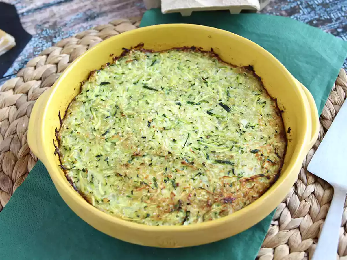 Omelete de curgete (abobrinha) e quinoa