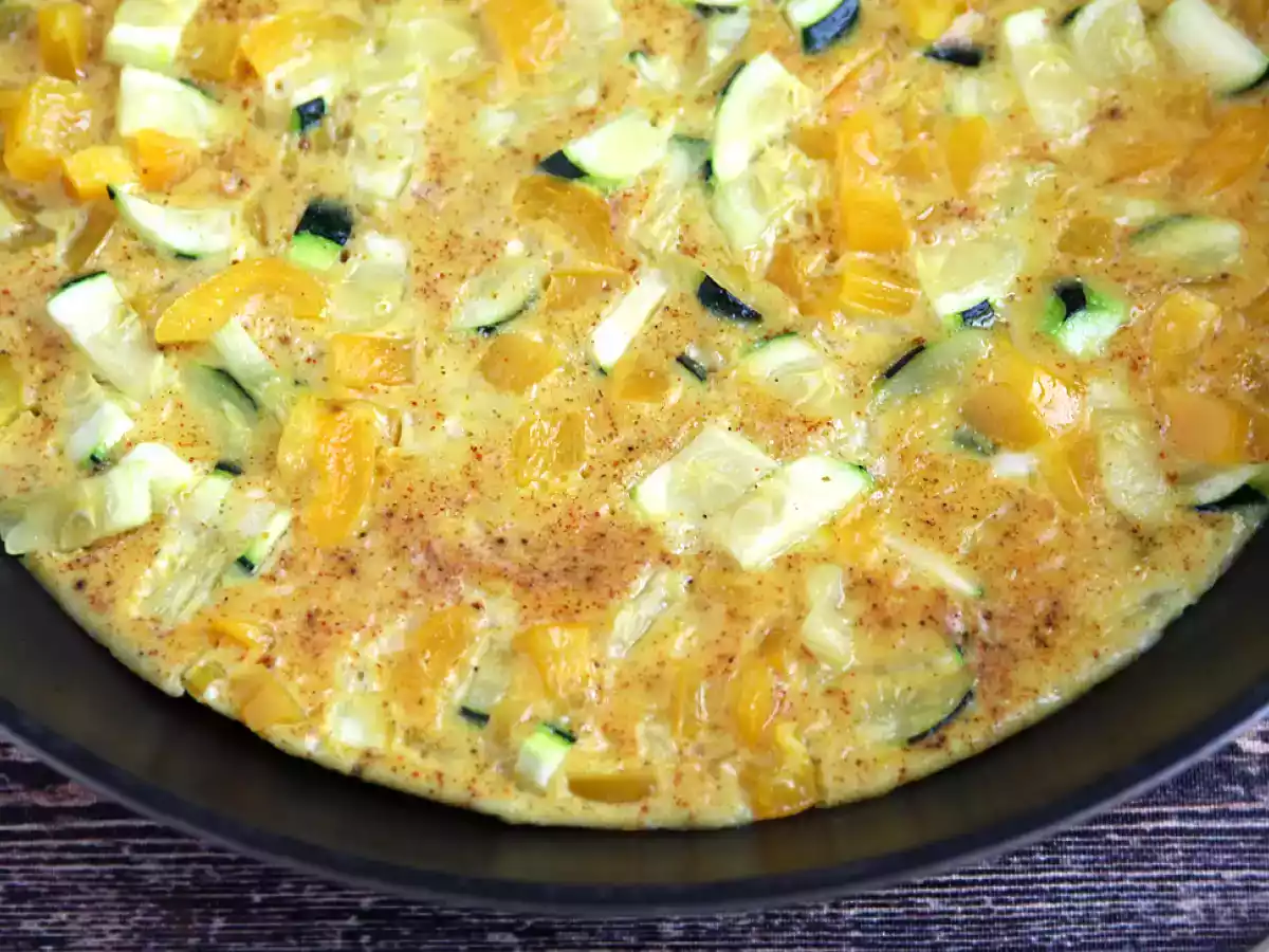 Omelete de pimentão e curgete (abobrinha) - foto 3