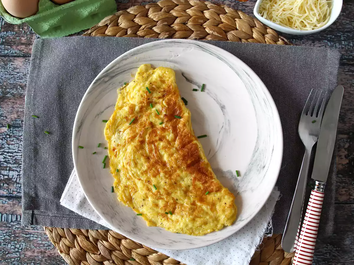 Omelete de queijo, pronta em 5 minutos! - foto 3