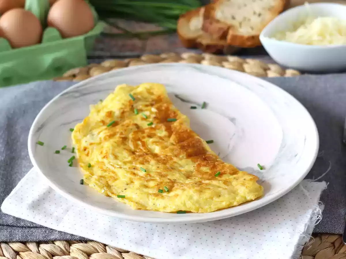 Omelete de queijo, pronta em 5 minutos! - foto 4