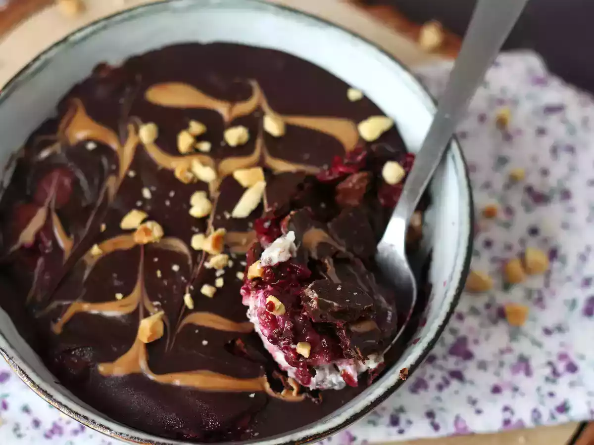 Overnight oat de frutas vermelhas e chocolate, a explosão de sabor para começar o seu dia! - foto 2