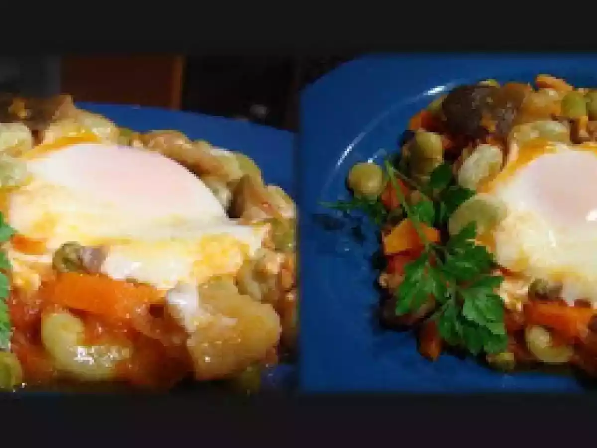 Ovos escalfados com ervilhas, favas e mistura de cogumelos