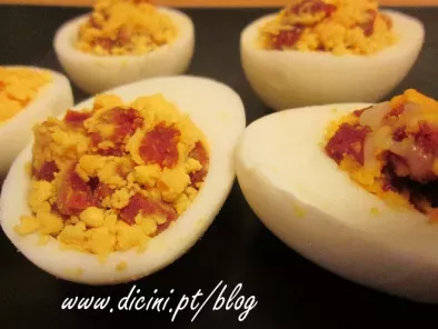 Ovos Recheados com Linguiça - foto 2