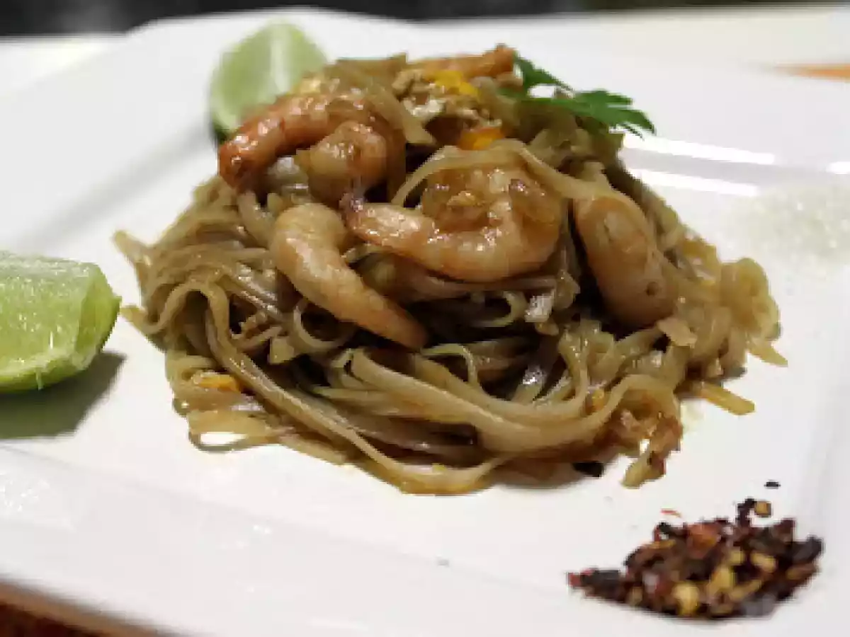 Pad thai