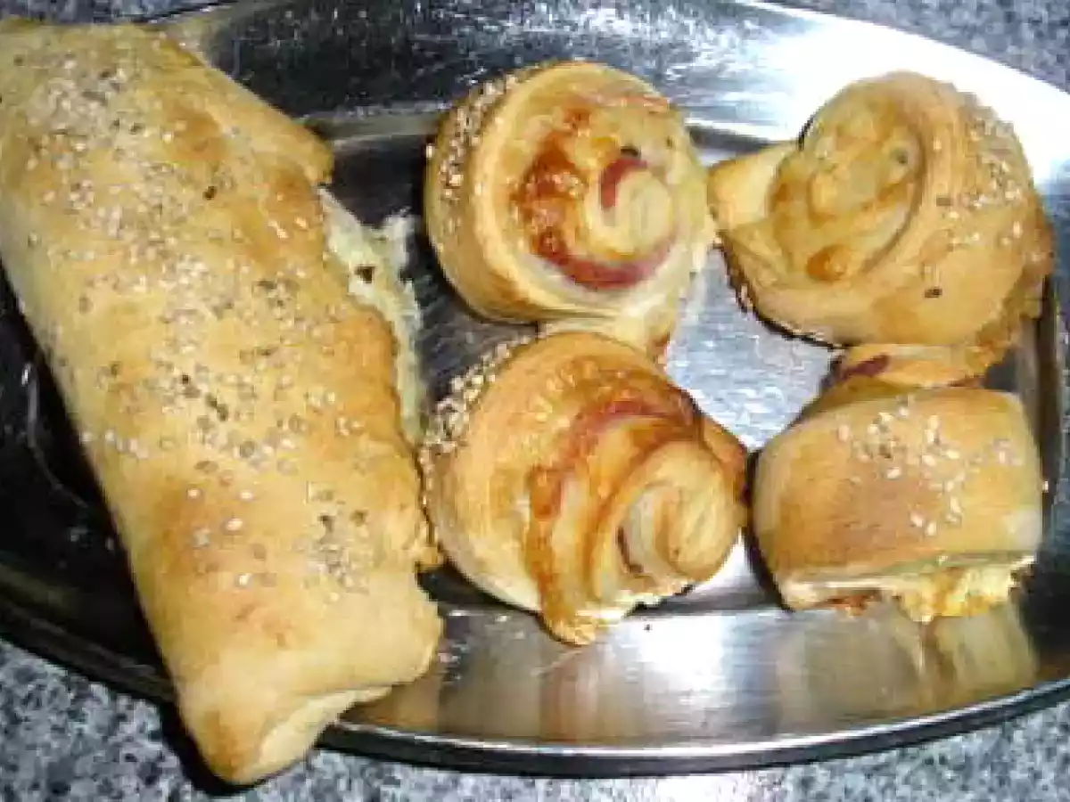 Pãezinhos com massa de pizza - foto 2