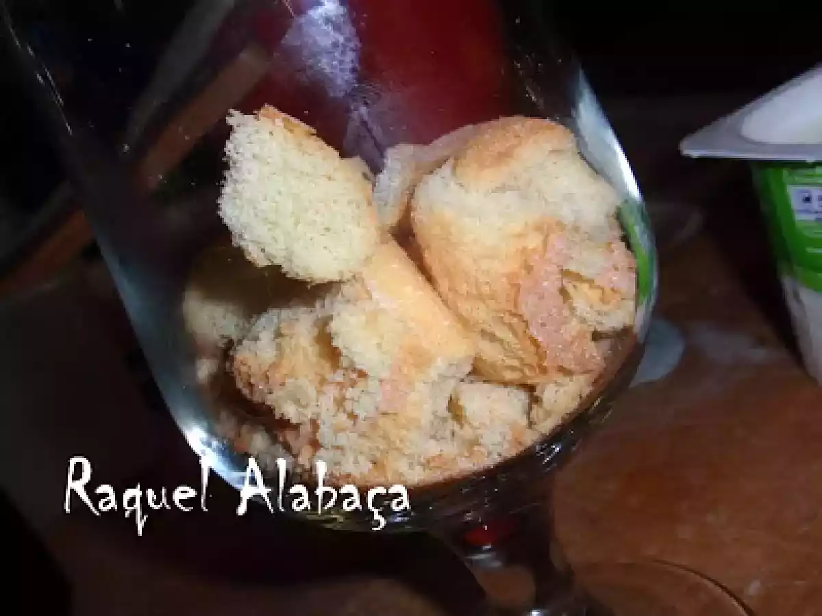 Palitos la reine, iogurte, doce de morango e cardamomo - foto 2