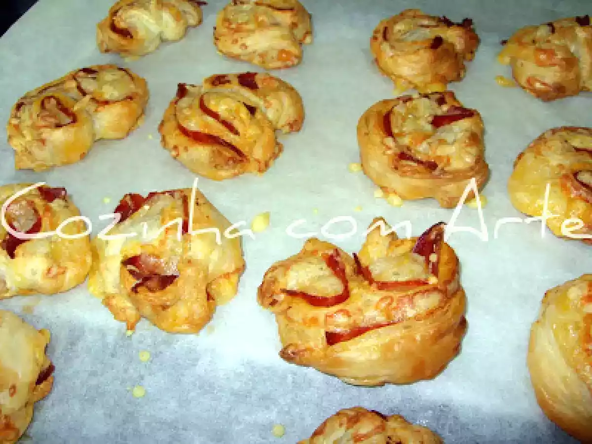 Palmier de chourição e queijo - foto 4