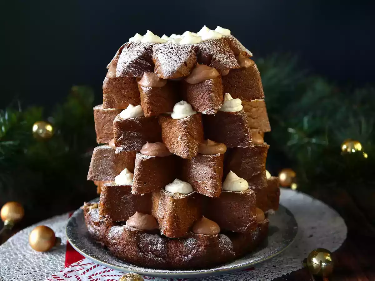 Pandoro recheado com chantilly e Nutella