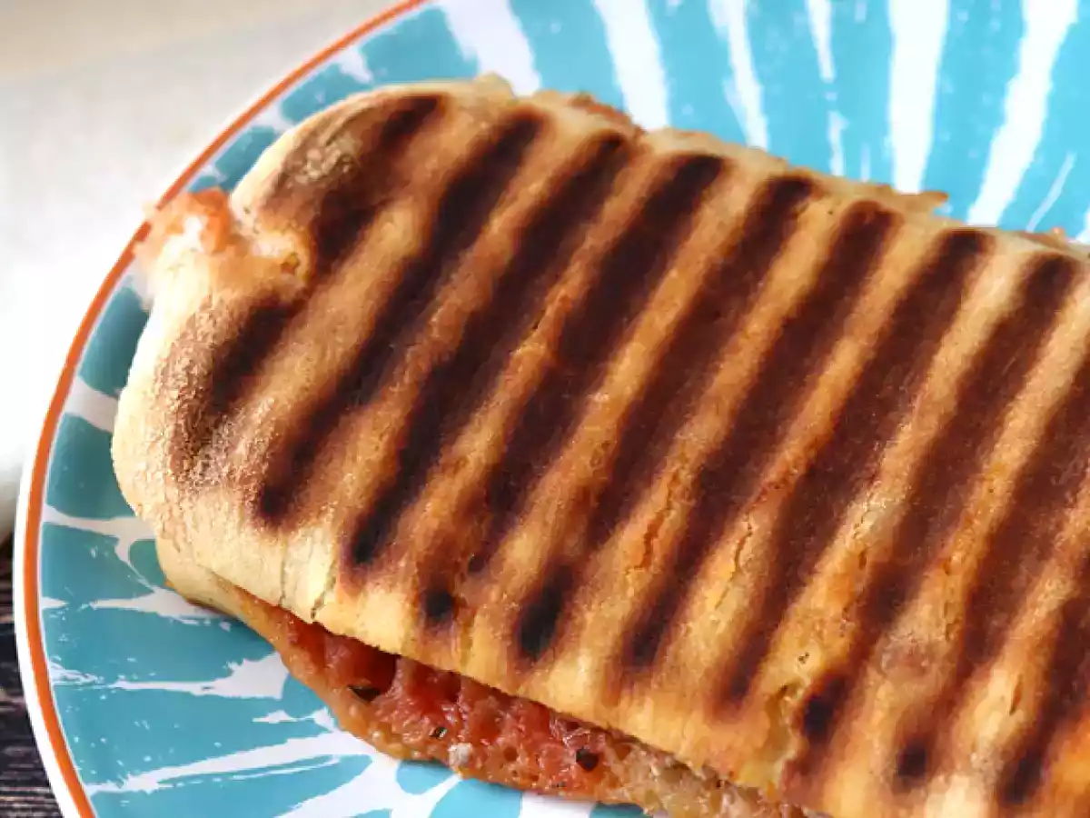 Panini de atum, tomate e alcaparra - foto 2