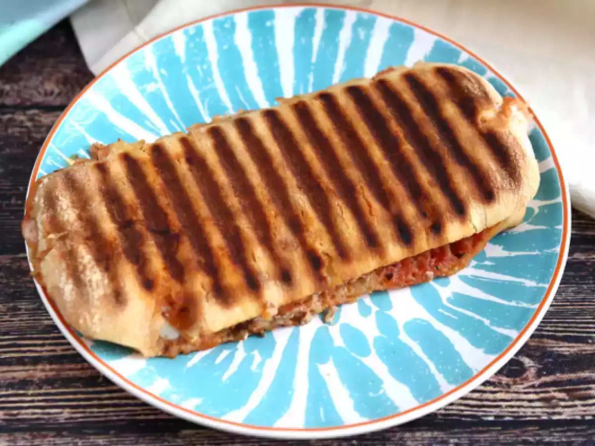 Panini de atum, tomate e alcaparra - foto 4