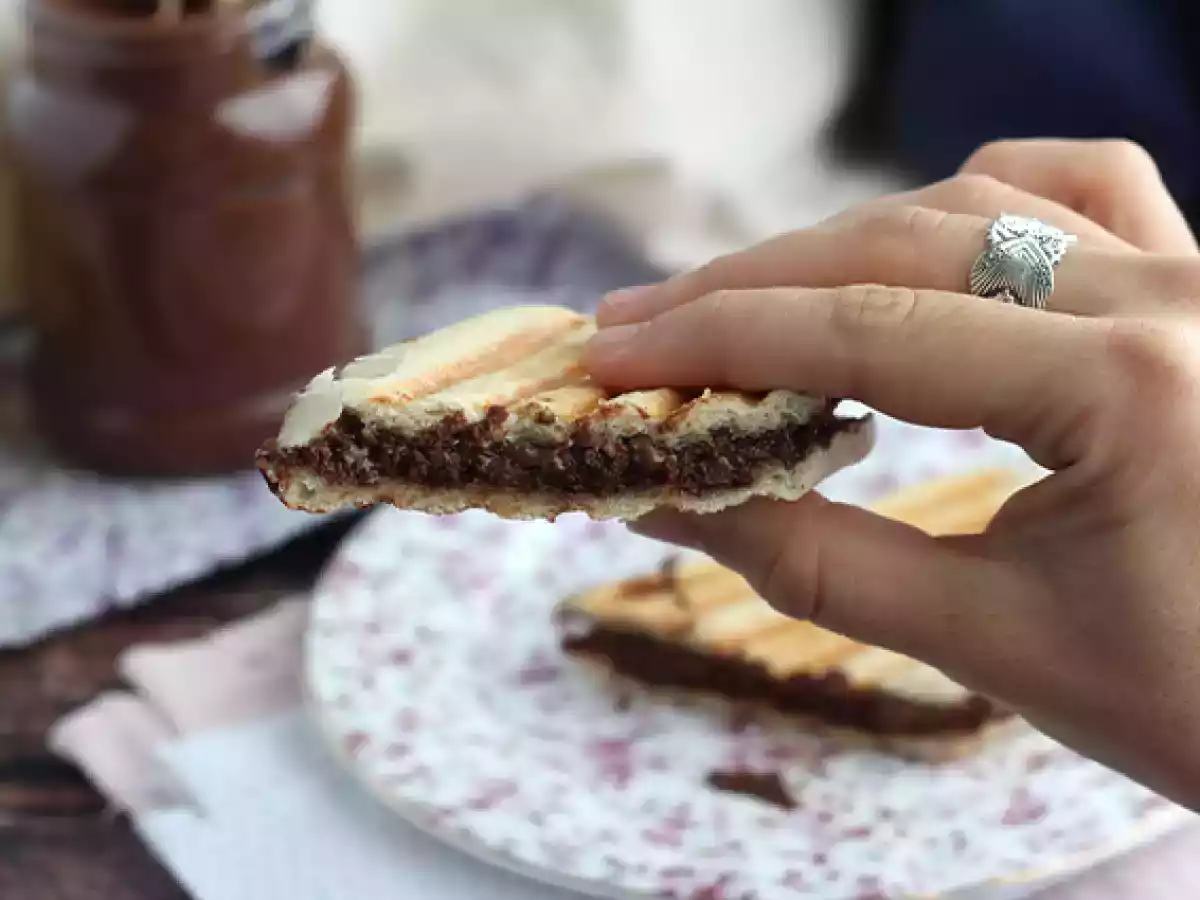 Panini de chocolate e avelã - foto 3
