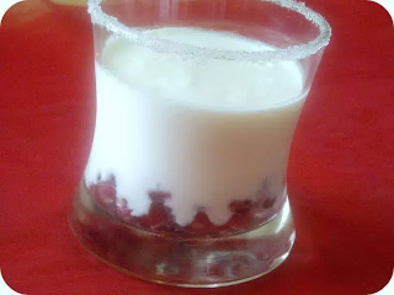 Panna Cotta de iogurte com romã, foto 1