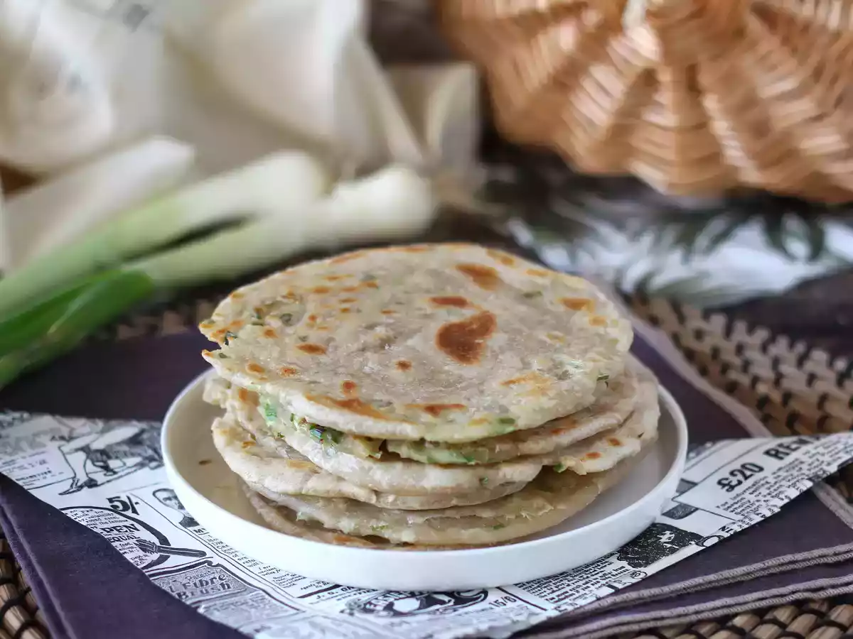 Panqueca chinesa com cebolinha - Scallion pancakes - foto 3