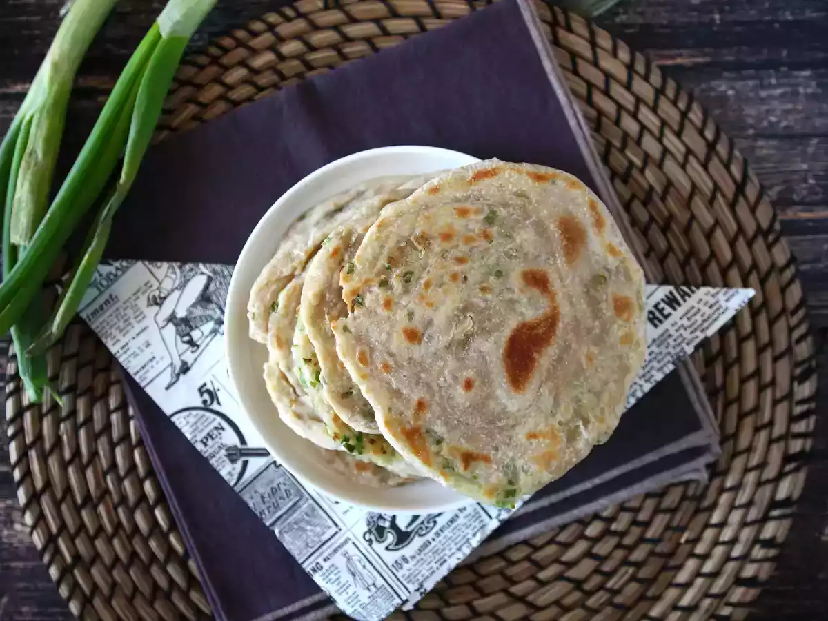 Panqueca chinesa com cebolinha - Scallion pancakes - foto 5