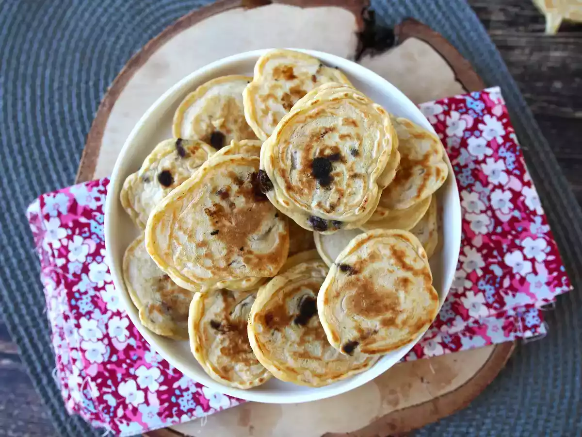 Panquecas de banana sem adição de açúcar e super fofinhas! - foto 7