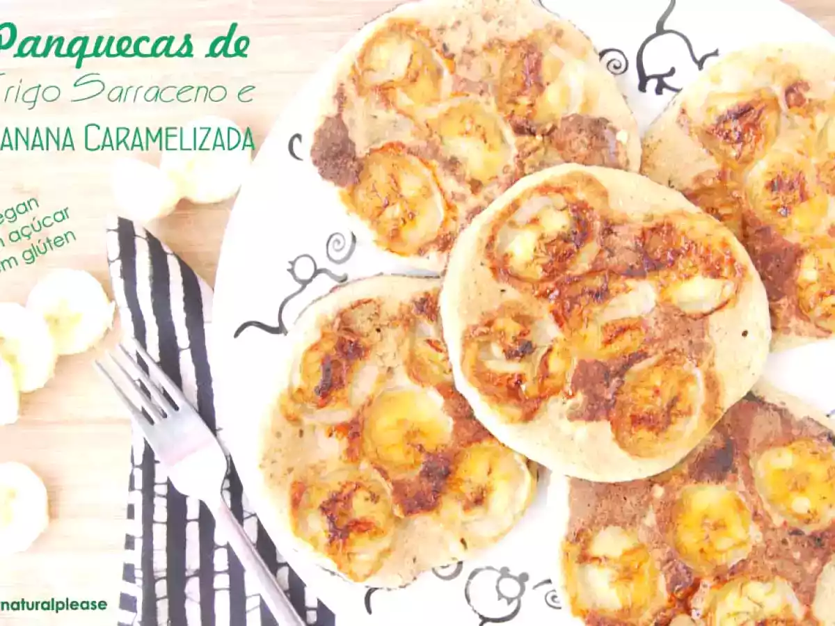 Panquecas de Trigo Sarraceno e Banana Caramelizada