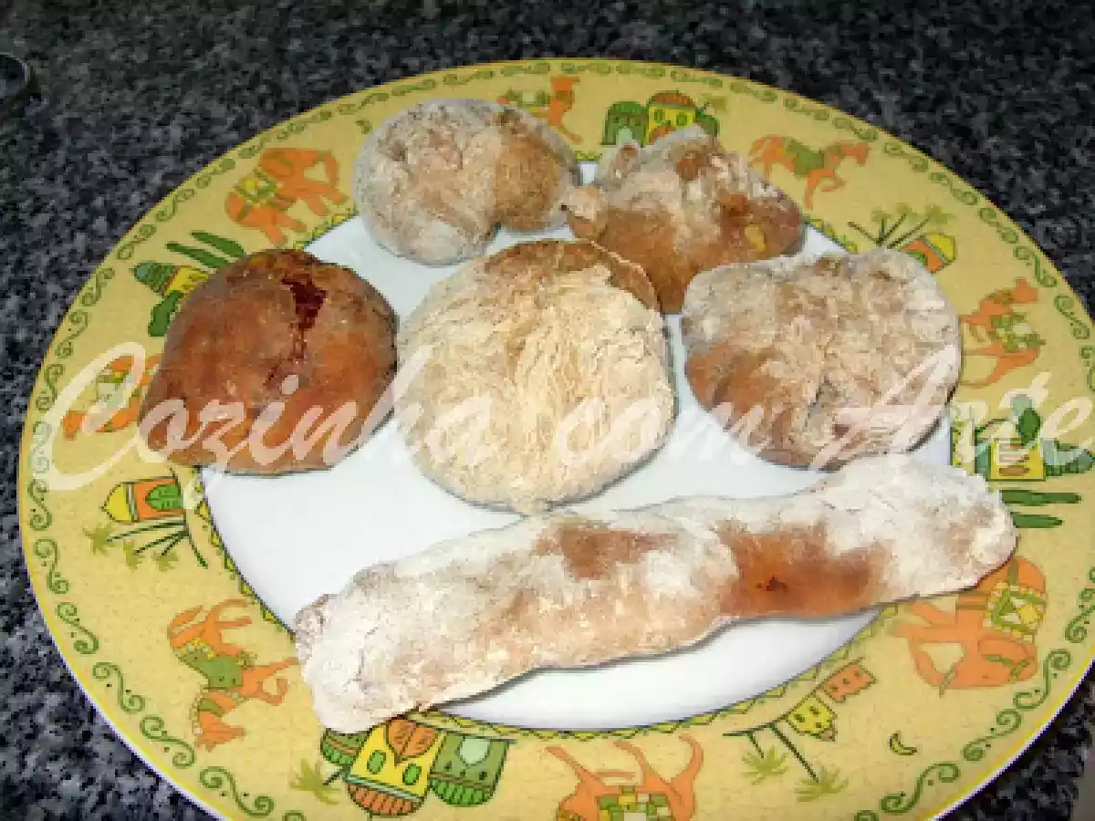 Pão com chouriço, bacon e queijo - foto 2