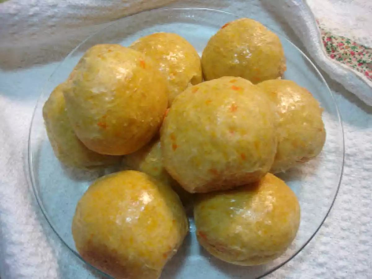 Pão de cenoura e Pão de batata salsa