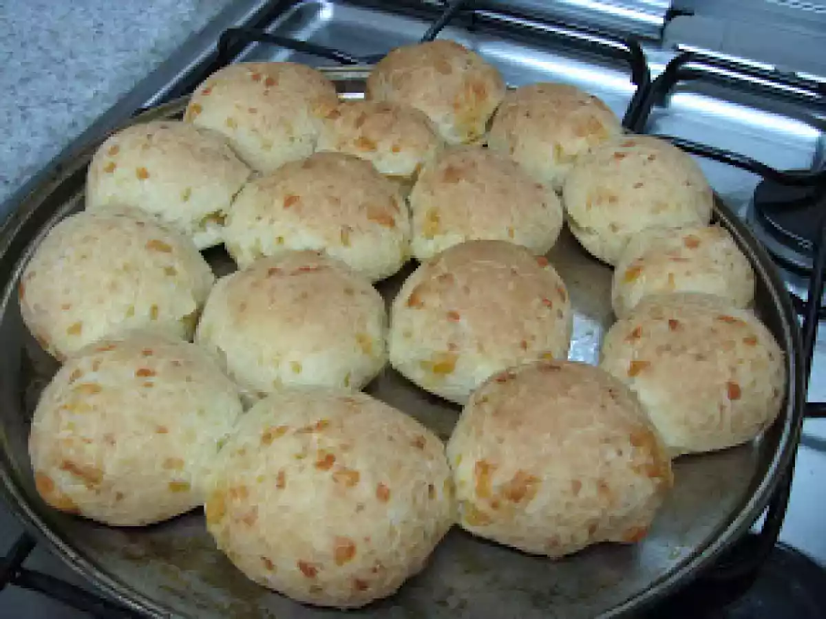Pão de Queijo com Provolone e Parmesão - foto 2