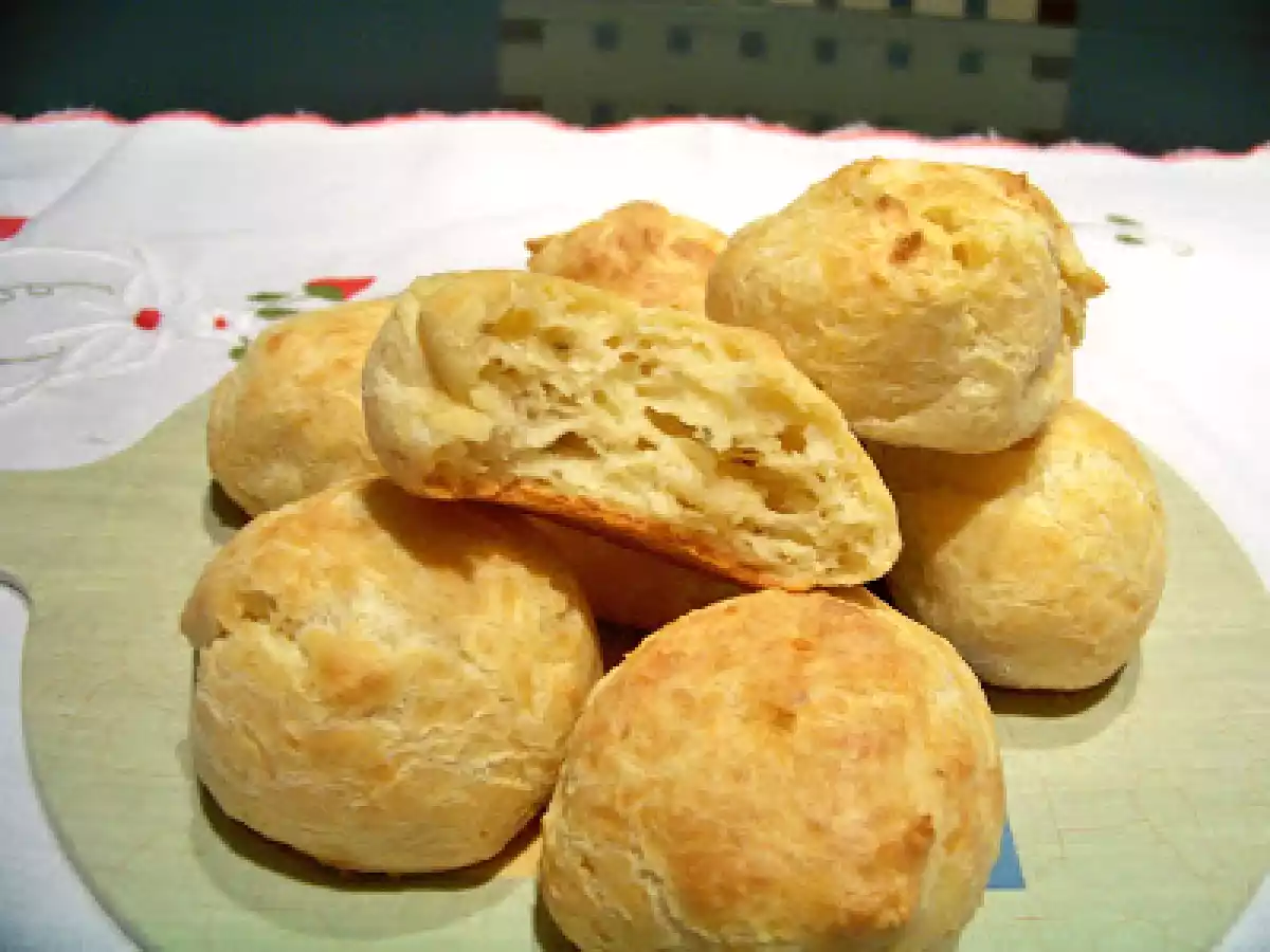 Pão de queijo francês (Gougère) - foto 2