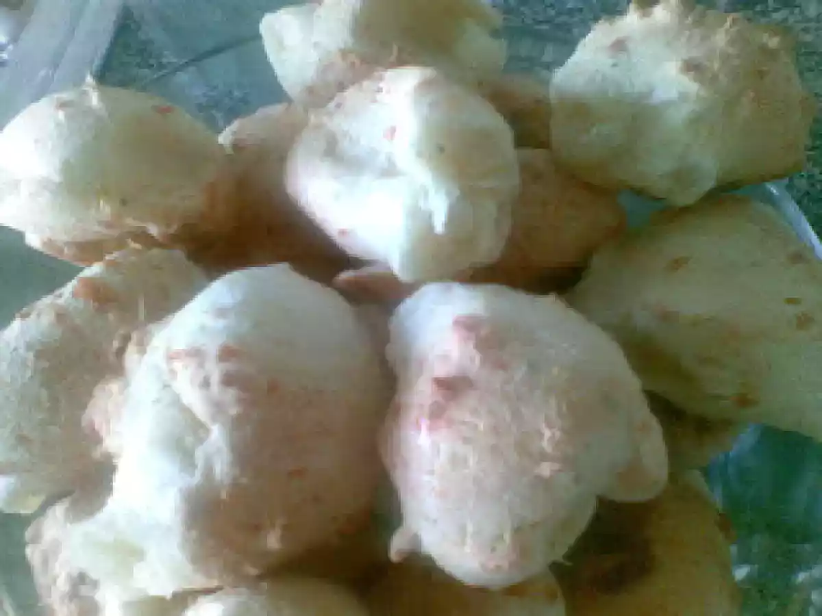 Pão de Queijo (Hikari)