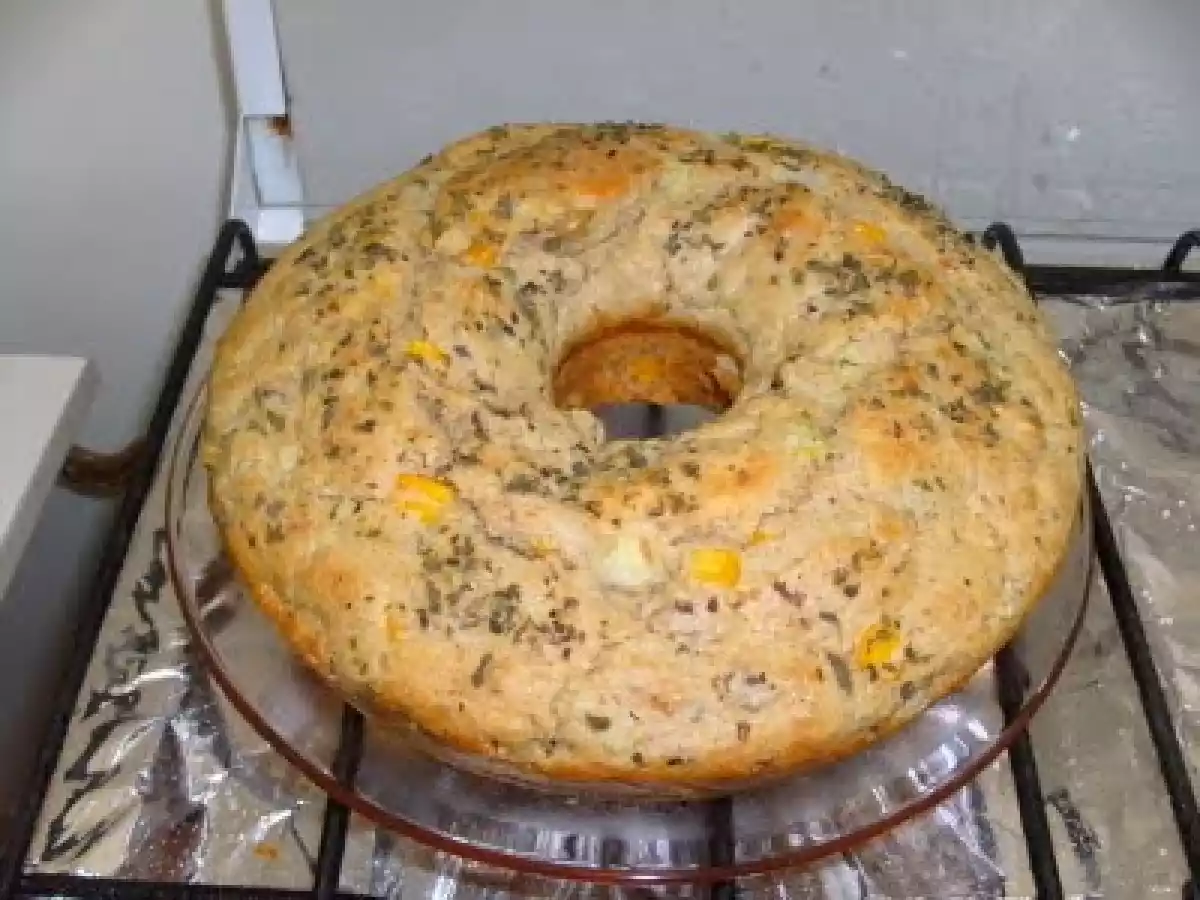 Pão de sardinha, cebola e azeitona (Danielle)