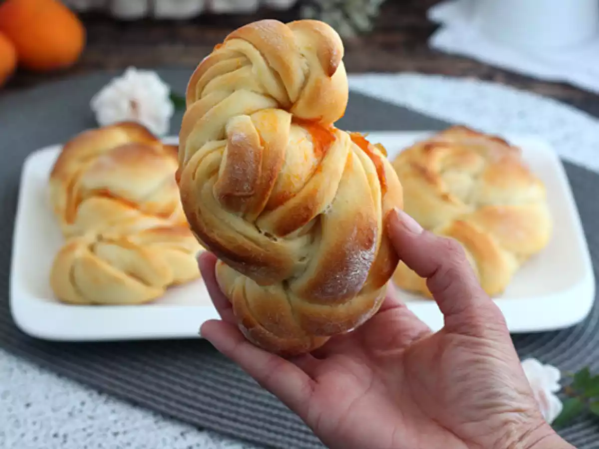 Pão doce trançado de damasco (brioche de damasco) - foto 5