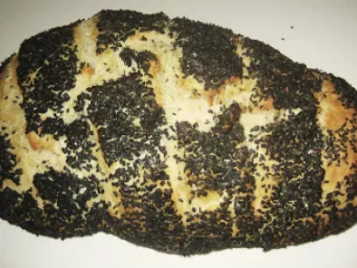 Pão Hungaro com sementes de sésamo pretas