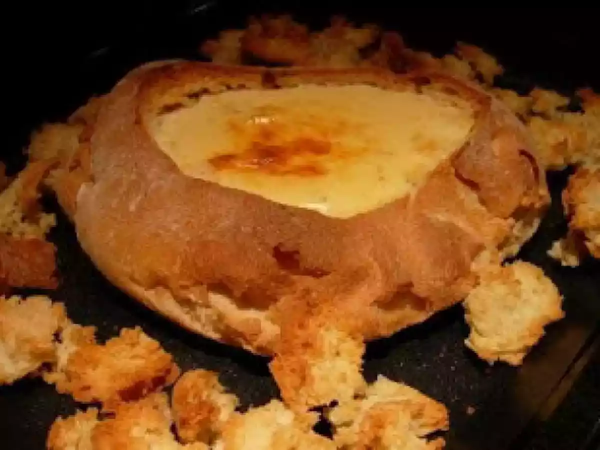 Pão recheado com queijo