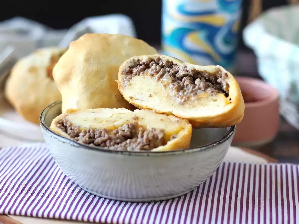 Pão recheado de carne e queijo na Air Fryer (com massa de pizza) - foto 7